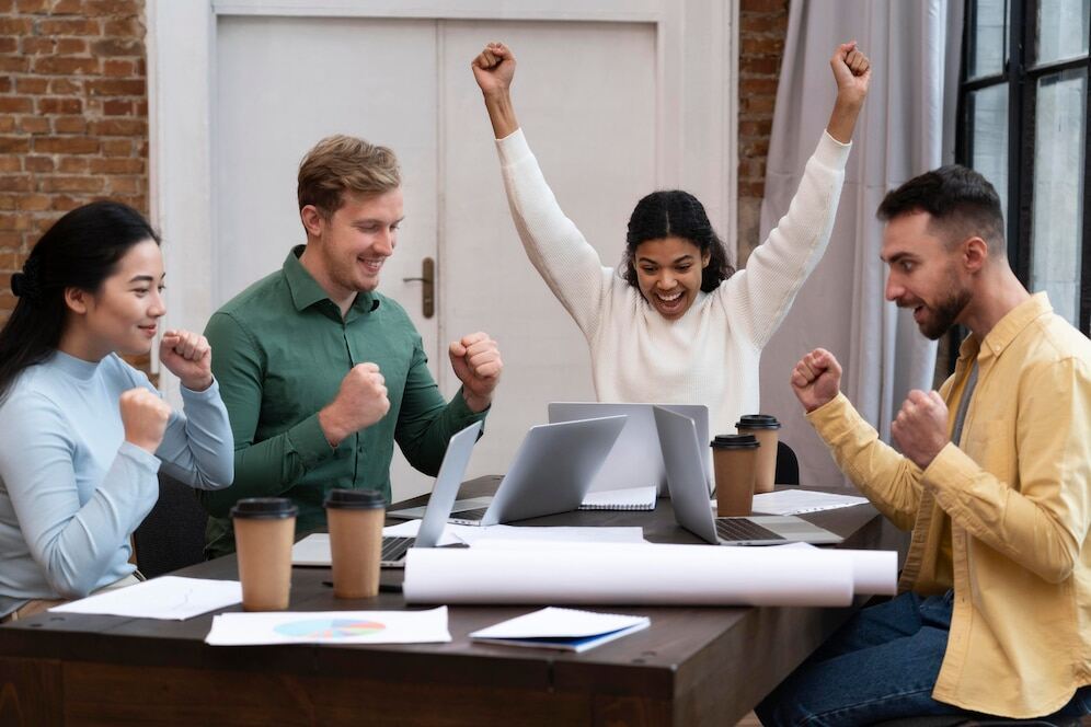 Teamwork Sprüche Betriebsklima durch Motivation verbessern Shiftbase